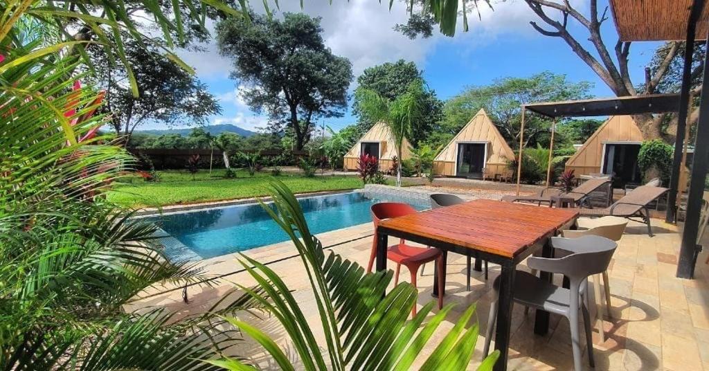 Pyramid Tamarindo Luxury Hotel Exterior photo